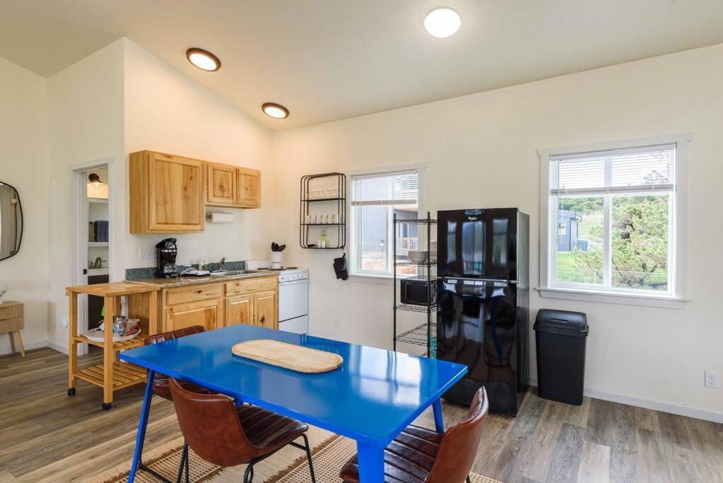 #Stayinmydistrict Oceanview Studio Loft Порт Орфърд Екстериор снимка